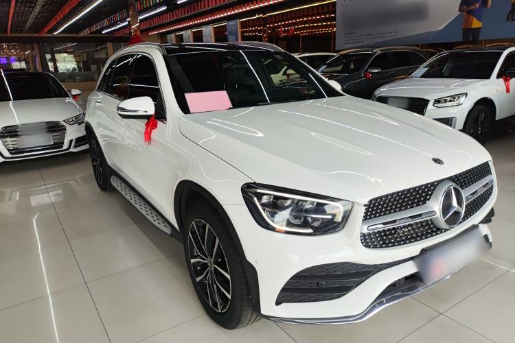 Used Mercedes-Benz GLC 2021 GLC 260 L 4MATIC Luxury Model Front Right 45 Deg