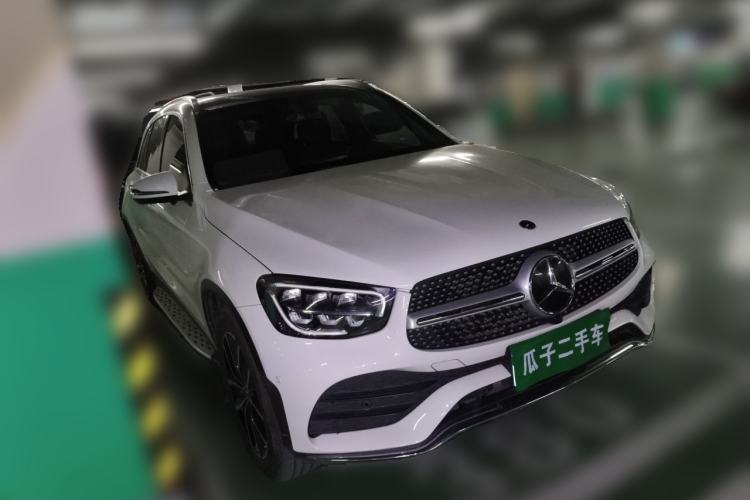 Used Mercedes-Benz GLC 2021 GLC 260 L 4MATIC Luxury Model Front Right 45 Deg
