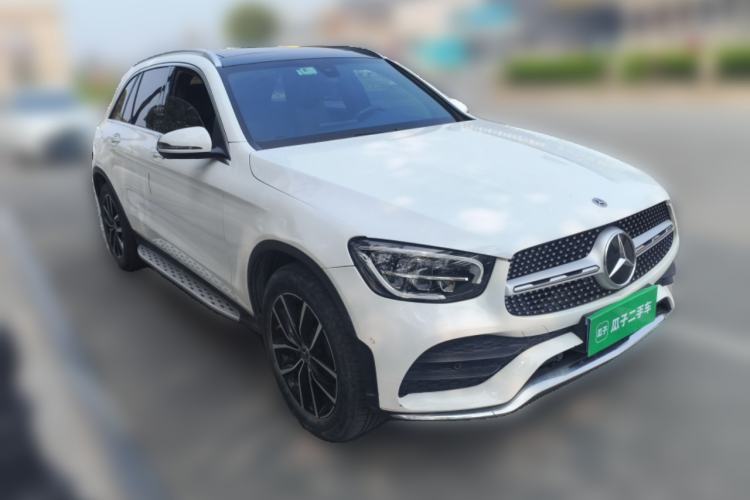 Used Mercedes-Benz GLC 2021 GLC 260 L 4MATIC Luxury Model Front Right 45 Deg