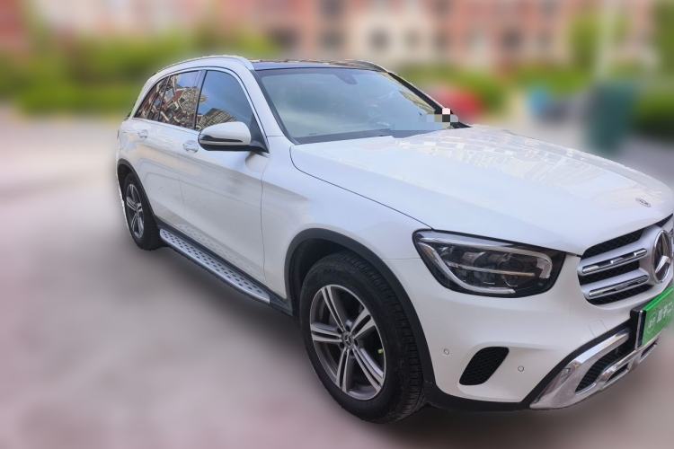 Used Mercedes-Benz GLC 2021 GLC 260 L 4MATIC Dynamic Edition Front Right 45 Deg