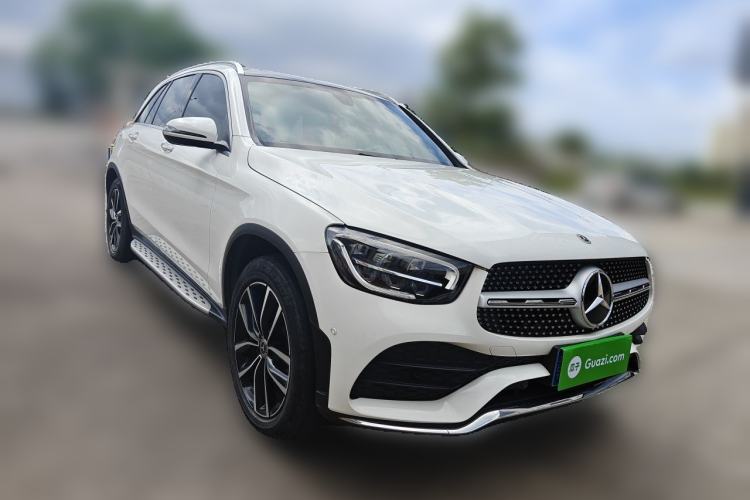 Used Mercedes-Benz GLC 2021 GLC 260 L 4MATIC Luxury Model Front Right 45 Deg