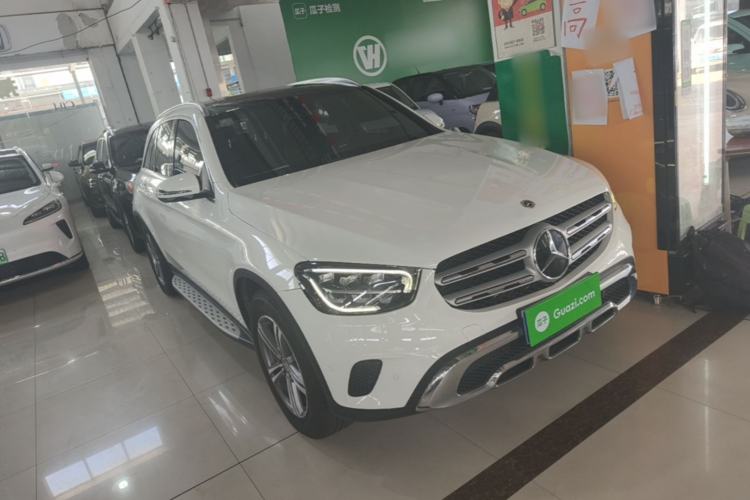 Used Mercedes-Benz GLC 2021 GLC 260 L 4MATIC Dynamic Edition Front Right 45 Deg
