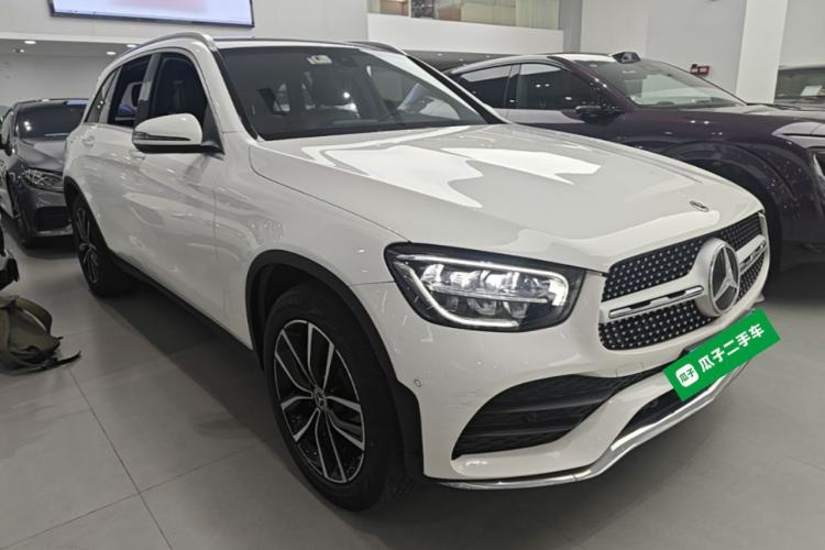 Used Mercedes-Benz GLC 2021 GLC 260 L 4MATIC Luxury Model Front Right 45 Deg