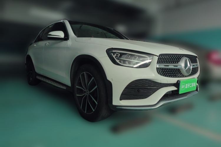 Used Mercedes-Benz GLC 2021 GLC 300 L 4MATIC Dynamic Model Front Right 45 Deg