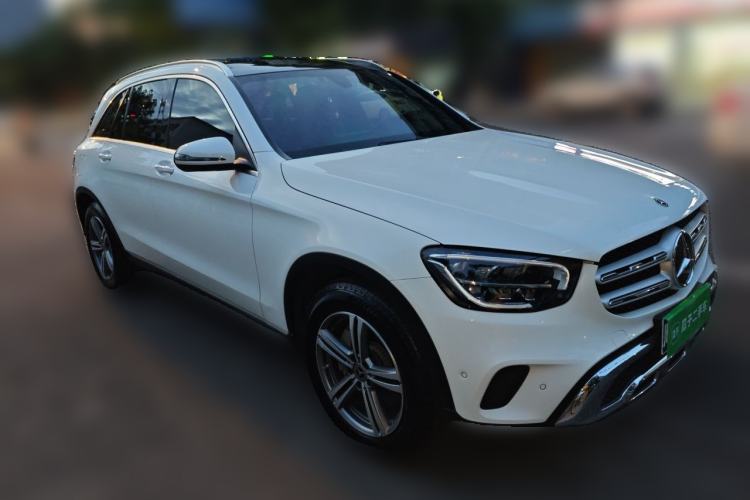 Used Mercedes-Benz GLC 2021 GLC 260 L 4MATIC Dynamic Edition Front Right 45 Deg