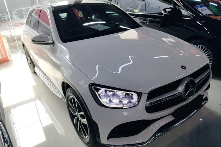 Used Mercedes-Benz GLC 2021 GLC 300 L 4MATIC Dynamic Model Front Right 45 Deg