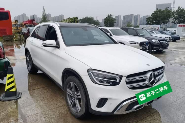 Used Mercedes-Benz GLC 2021 GLC 260 L 4MATIC Dynamic Edition Front Right 45 Deg