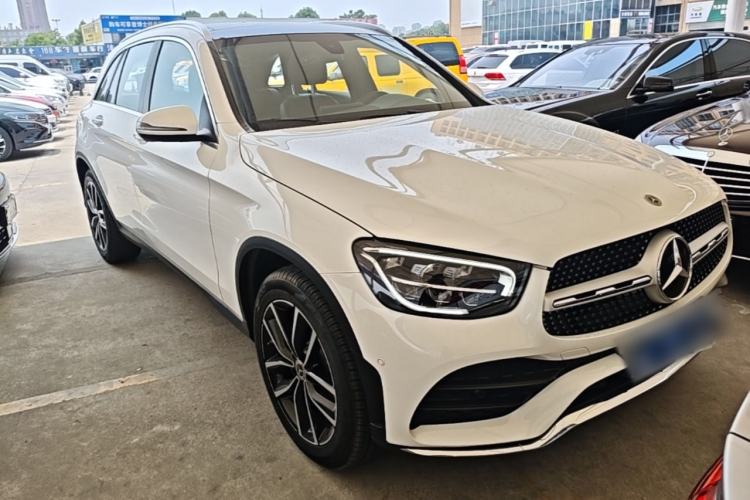 Used Mercedes-Benz GLC 2021 GLC 260 L 4MATIC Luxury Model Front Right 45 Deg