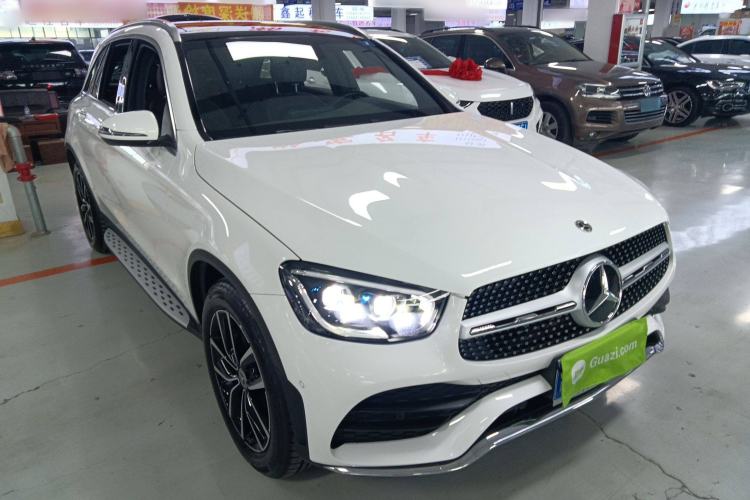Used Mercedes-Benz GLC 2021 GLC 300 L 4MATIC Dynamic Model Front Right 45 Deg