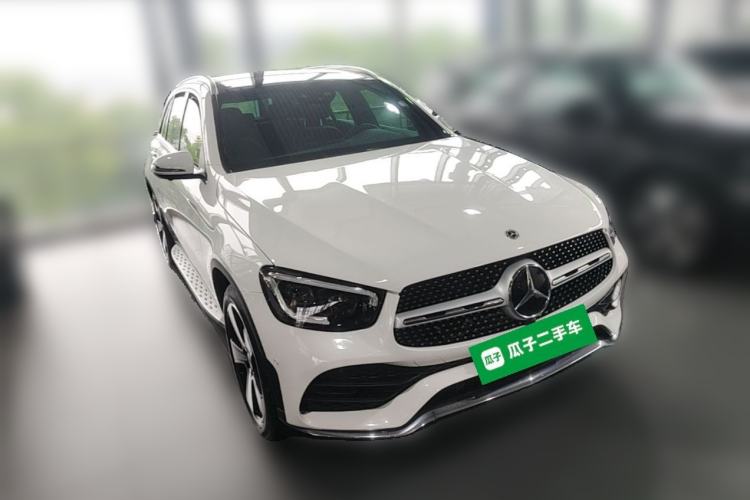 Used Mercedes-Benz GLC 2021 GLC 300 L 4MATIC Luxury Model Front Right 45 Deg
