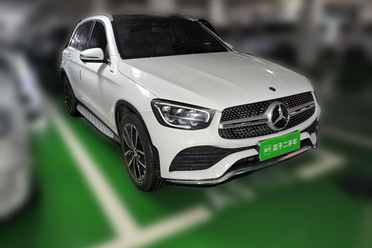 Used Mercedes-Benz GLC 2021 GLC 260 L 4MATIC Luxury Model Front Right 45 Deg