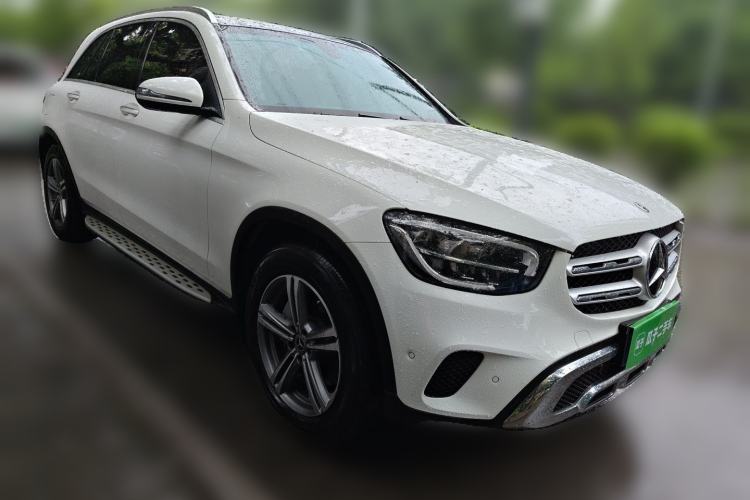 Used Mercedes-Benz GLC 2021 GLC 260 L 4MATIC Dynamic Edition Front Right 45 Deg