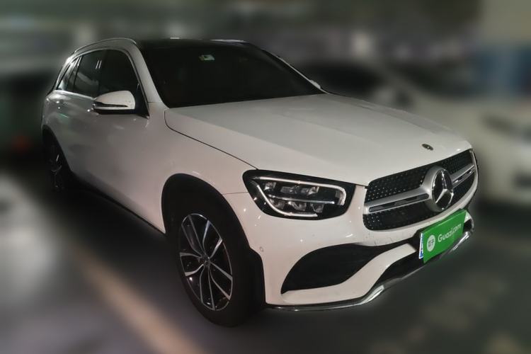 Used Mercedes-Benz GLC 2021 GLC 260 L 4MATIC Luxury Model Front Right 45 Deg