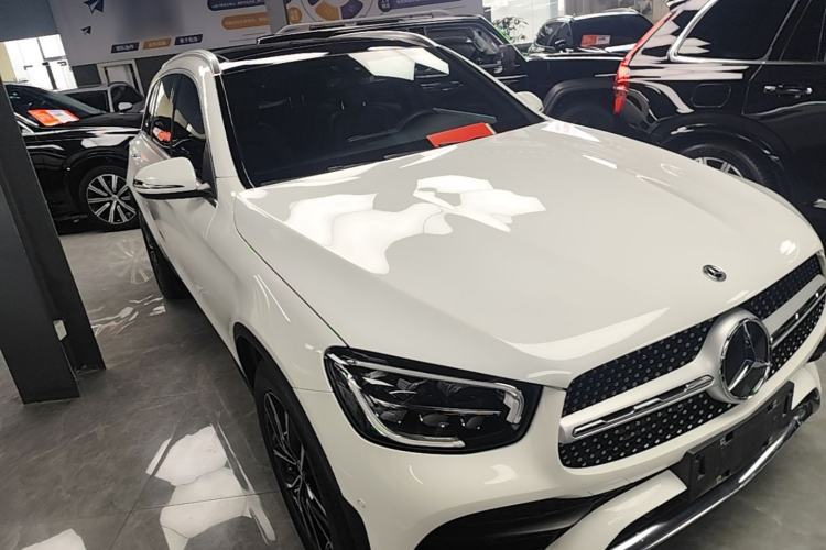 Used Mercedes-Benz GLC 2021 GLC 260 L 4MATIC Luxury Model Front Right 45 Deg