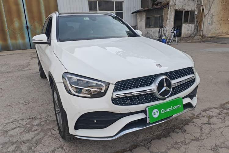 Used Mercedes-Benz GLC 2021 GLC 260 L 4MATIC Dynamic Edition Front Right 45 Deg