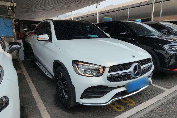 Used Mercedes-Benz GLC 2021 GLC 300 L 4MATIC Dynamic Model Front Right 45 Deg