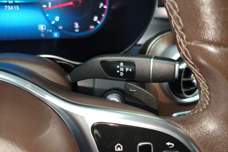 Used Mercedes-Benz GLC 2021 GLC 260 L 4MATIC Luxury Model Gear Lever