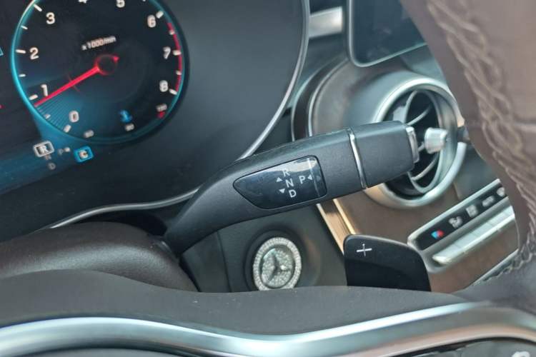 Used Mercedes-Benz GLC 2021 GLC 260 L 4MATIC Luxury Model Gear Lever