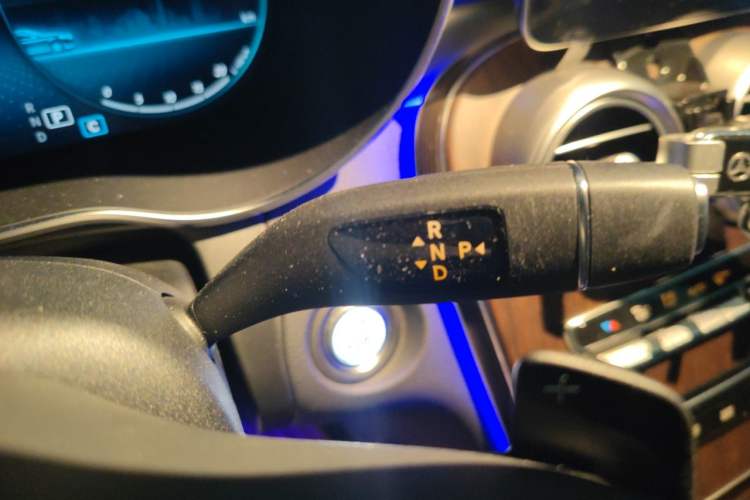 Used Mercedes-Benz GLC 2021 GLC 300 L 4MATIC Dynamic Model Gear Lever