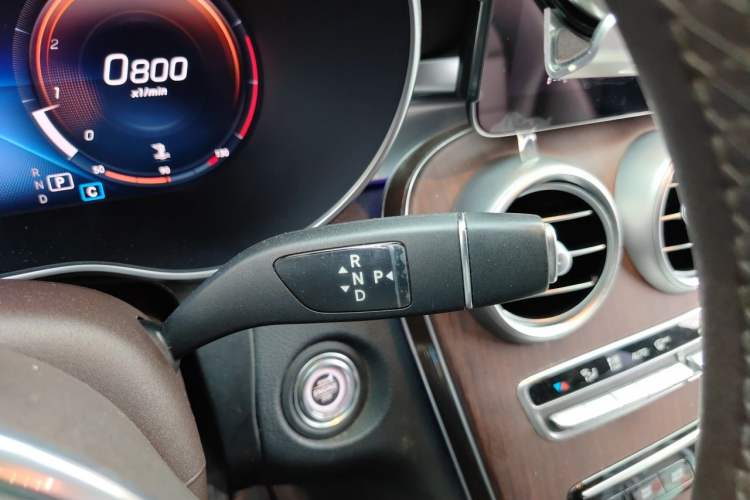Used Mercedes-Benz GLC 2021 GLC 300 L 4MATIC Dynamic Model Gear Lever