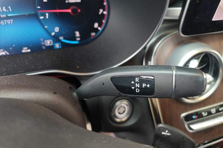 Used Mercedes-Benz GLC 2021 GLC 300 L 4MATIC Dynamic Model Gear Lever