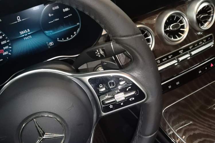 Used Mercedes-Benz GLC 2021 GLC 260 L 4MATIC Luxury Model Gear Lever
