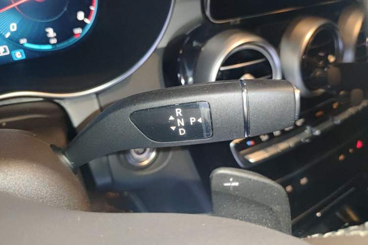 Used Mercedes-Benz GLC 2021 GLC 260 L 4MATIC Dynamic Edition Gear Lever
