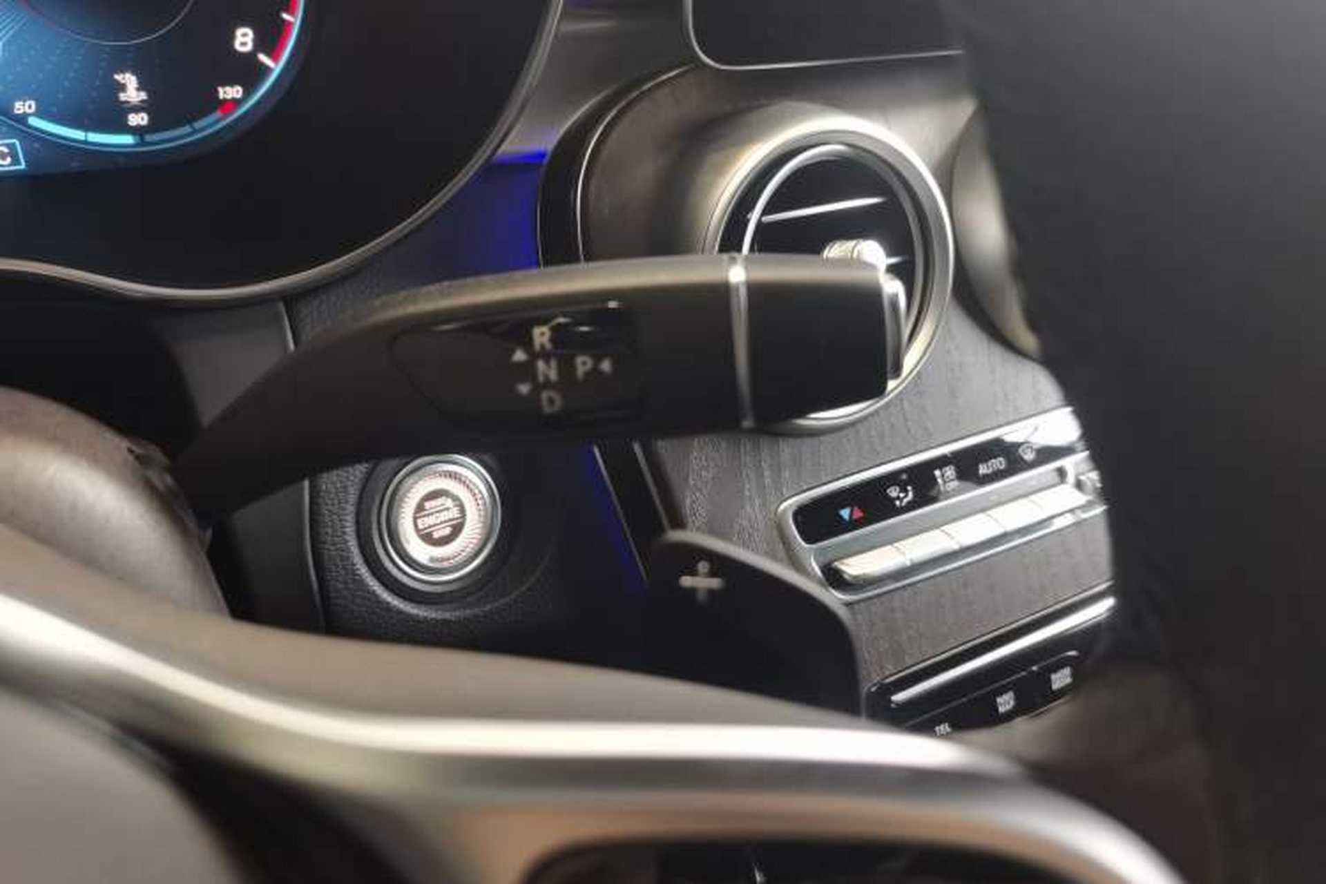 Used Mercedes-Benz GLC 2021 GLC 260 L 4MATIC Luxury Model Gear Lever