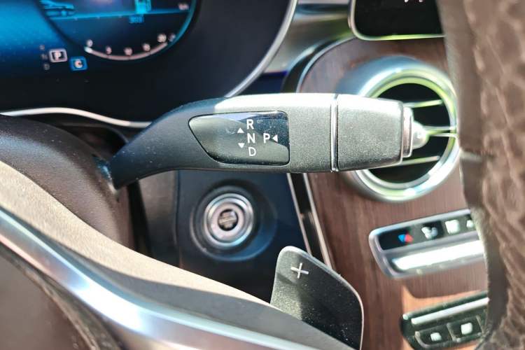 Used Mercedes-Benz GLC 2021 GLC 300 L 4MATIC Dynamic Model Gear Lever