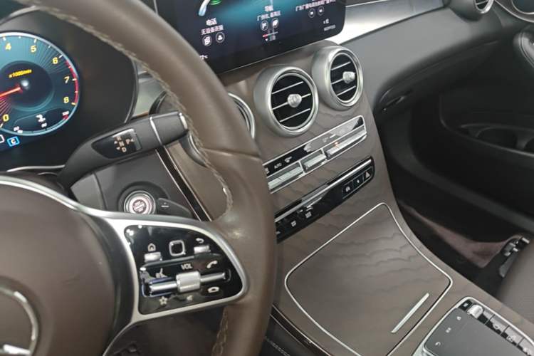 Used Mercedes-Benz GLC 2021 GLC 260 L 4MATIC Luxury Model Gear Lever