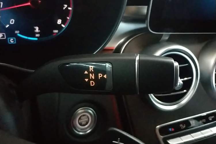 Used Mercedes-Benz GLC 2021 GLC 300 L 4MATIC Dynamic Model Gear Lever