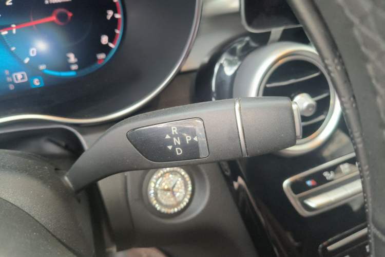 Used Mercedes-Benz GLC 2021 GLC 260 L 4MATIC Dynamic Edition Gear Lever