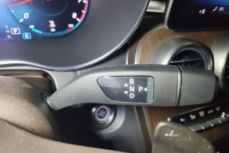 Used Mercedes-Benz GLC 2021 GLC 300 L 4MATIC Dynamic Model Gear Lever