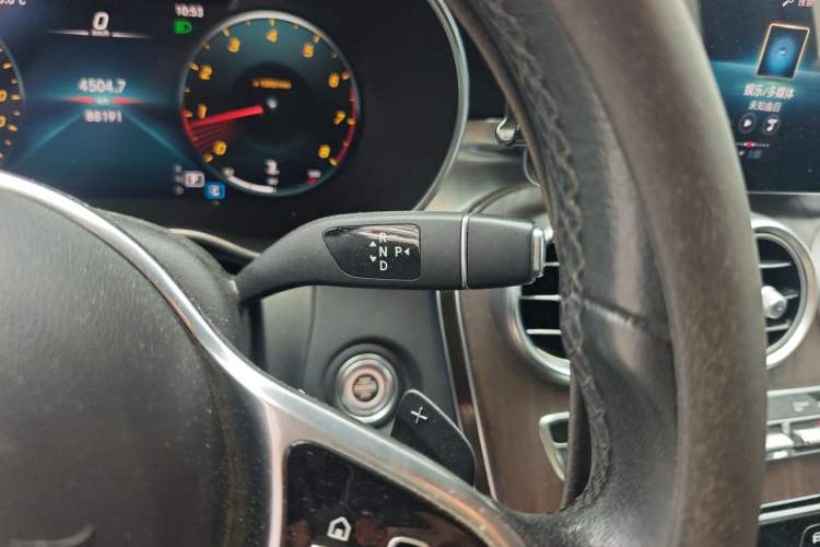 Used Mercedes-Benz GLC 2021 GLC 260 L 4MATIC Luxury Model Gear Lever