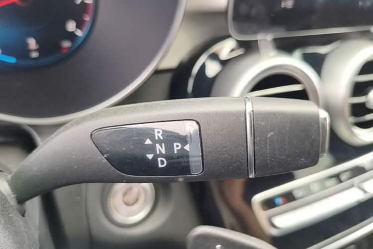 Used Mercedes-Benz GLC 2021 GLC 260 L 4MATIC Dynamic Edition Gear Lever
