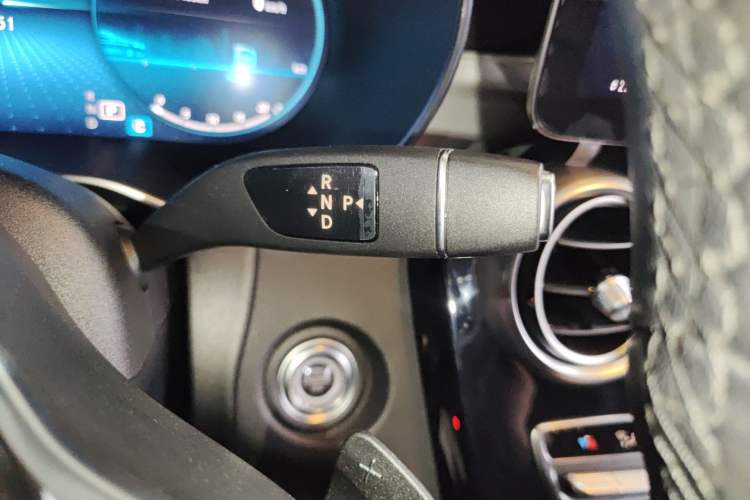 Used Mercedes-Benz GLC 2021 GLC 260 L 4MATIC Dynamic Edition Gear Lever