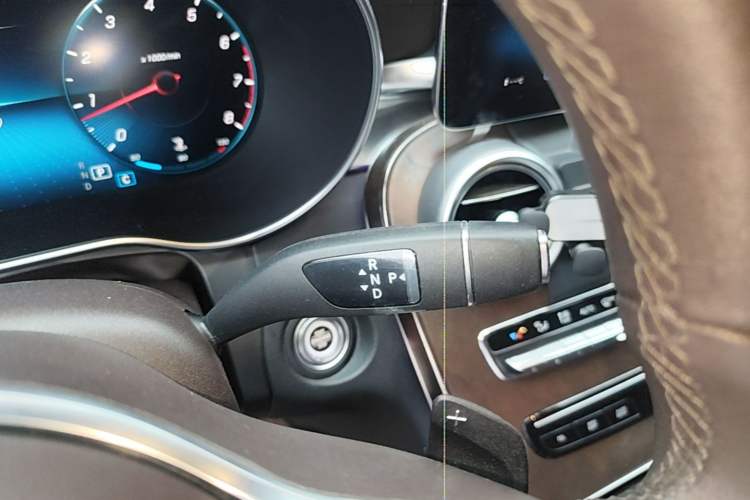 Used Mercedes-Benz GLC 2021 GLC 260 L 4MATIC Luxury Model Gear Lever