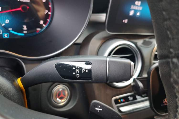 Used Mercedes-Benz GLC 2021 GLC 260 L 4MATIC Dynamic Edition Gear Lever