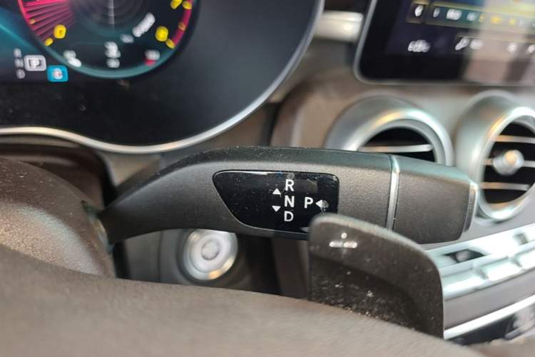 Used Mercedes-Benz GLC 2021 GLC 260 L 4MATIC Dynamic Edition Gear Lever
