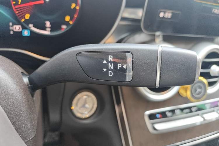 Used Mercedes-Benz GLC 2021 GLC 260 L 4MATIC Luxury Model Gear Lever