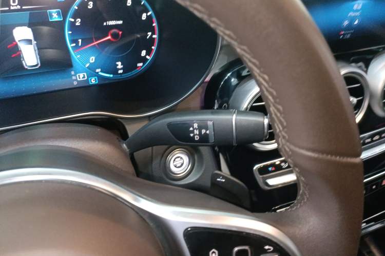Used Mercedes-Benz GLC 2021 GLC 260 L 4MATIC Dynamic Edition Gear Lever