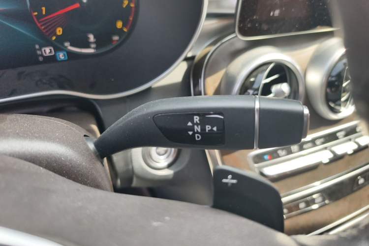 Used Mercedes-Benz GLC 2021 GLC 260 L 4MATIC Luxury Model Gear Lever