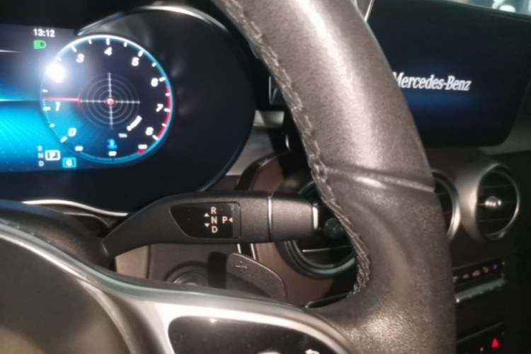 Used Mercedes-Benz GLC 2021 GLC 260 L 4MATIC Luxury Model Gear Lever