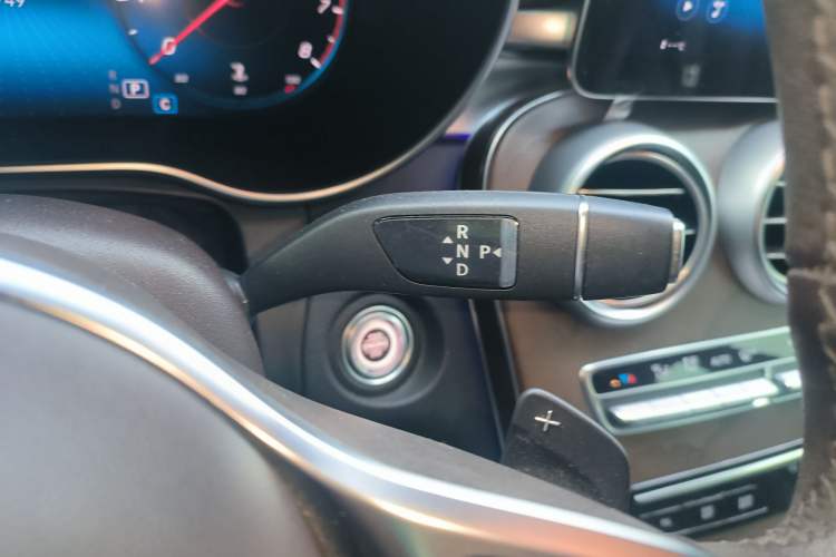 Used Mercedes-Benz GLC 2021 GLC 260 L 4MATIC Luxury Model Gear Lever