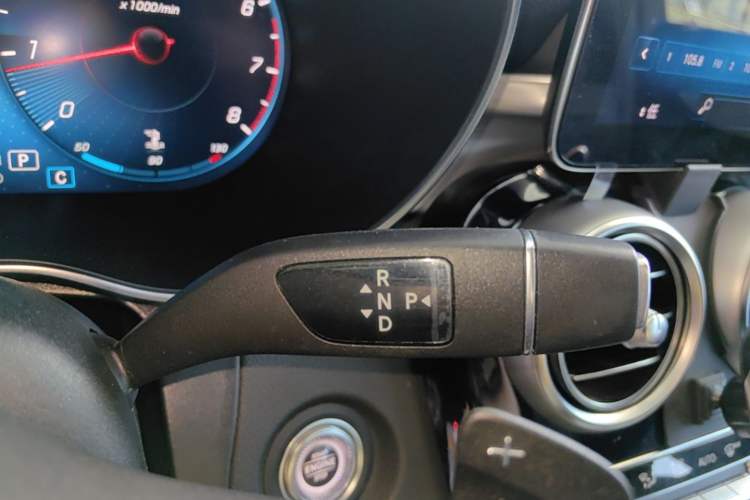 Used Mercedes-Benz GLC 2021 GLC 260 L 4MATIC Dynamic Edition Gear Lever