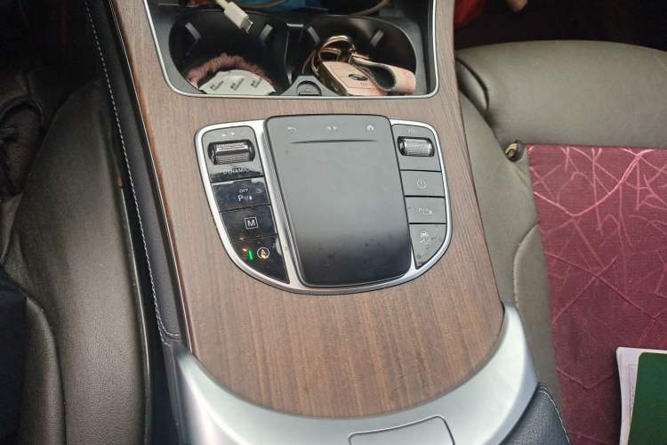 Used Mercedes-Benz GLC 2021 GLC 300 L 4MATIC Dynamic Model Gear Lever