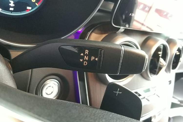 Used Mercedes-Benz GLC 2021 GLC 300 L 4MATIC Dynamic Model Gear Lever