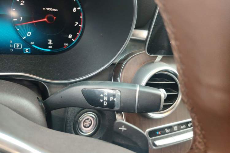 Used Mercedes-Benz GLC 2021 GLC 300 L 4MATIC Dynamic Model Gear Lever