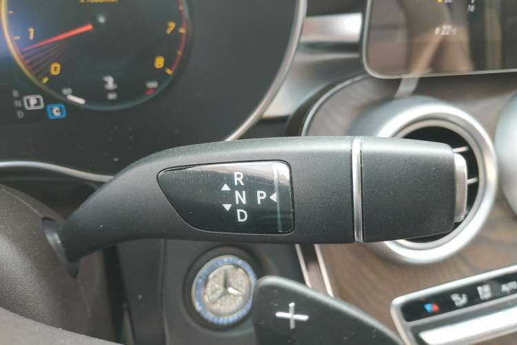 Used Mercedes-Benz GLC 2021 GLC 260 L 4MATIC Luxury Model Gear Lever