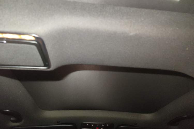 Used Mercedes-Benz GLC 2021 GLC 300 L 4MATIC Dynamic Model Headliner